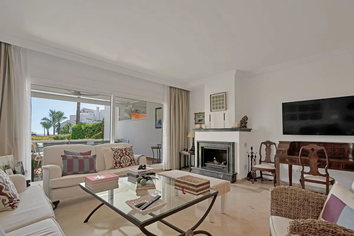 Ground Floor Apartment in Río Real