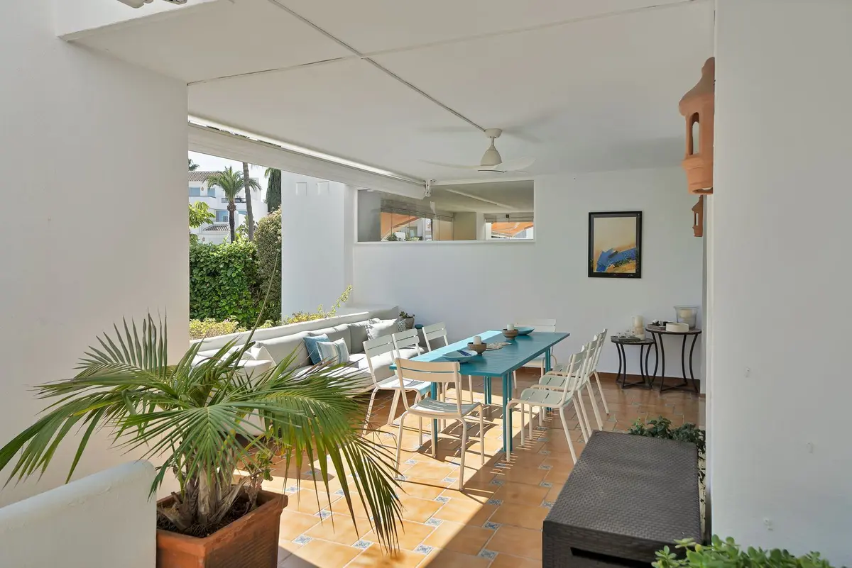 Ground Floor Apartment in Río Real