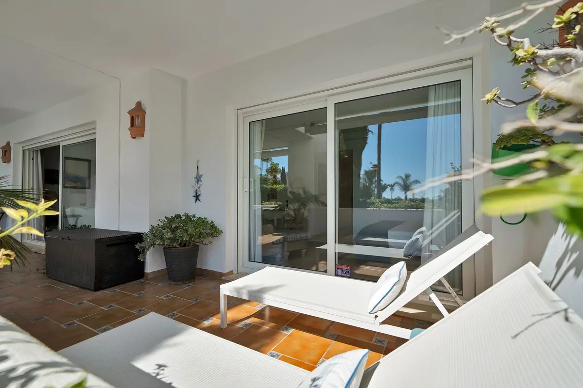 Ground Floor Apartment in Río Real