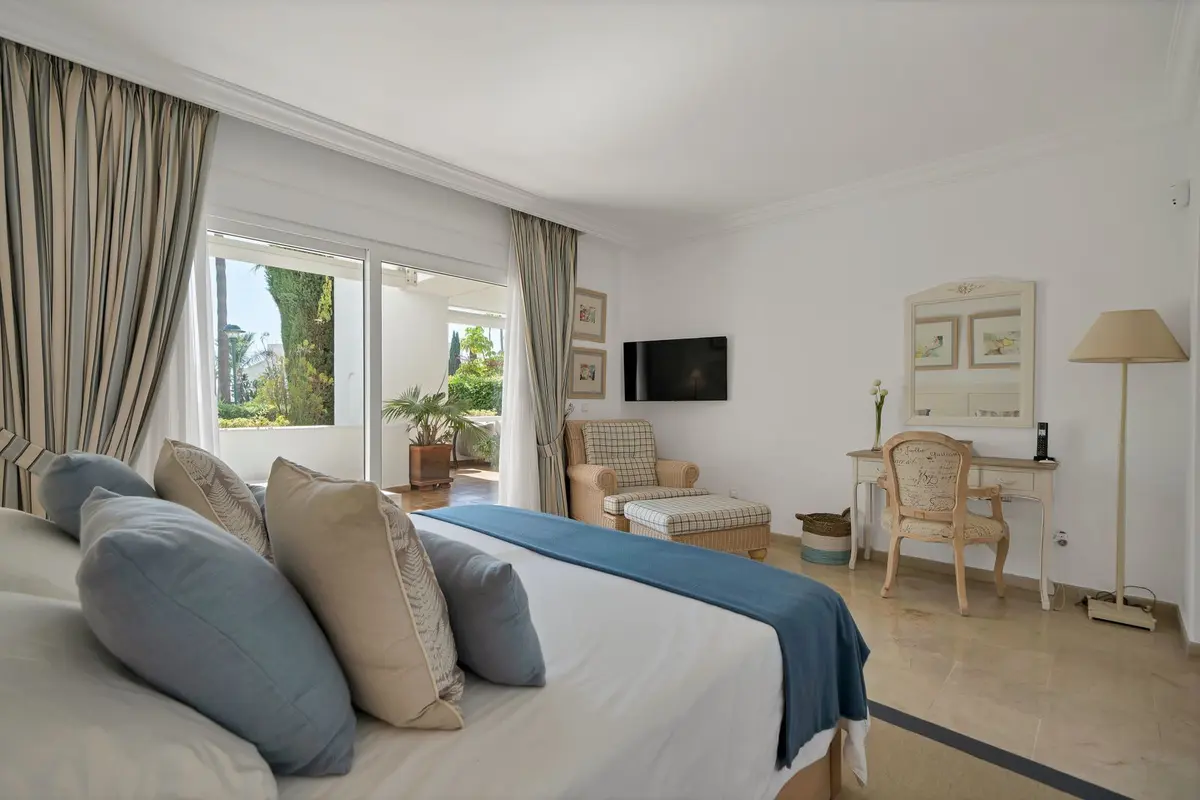 Ground Floor Apartment in Río Real