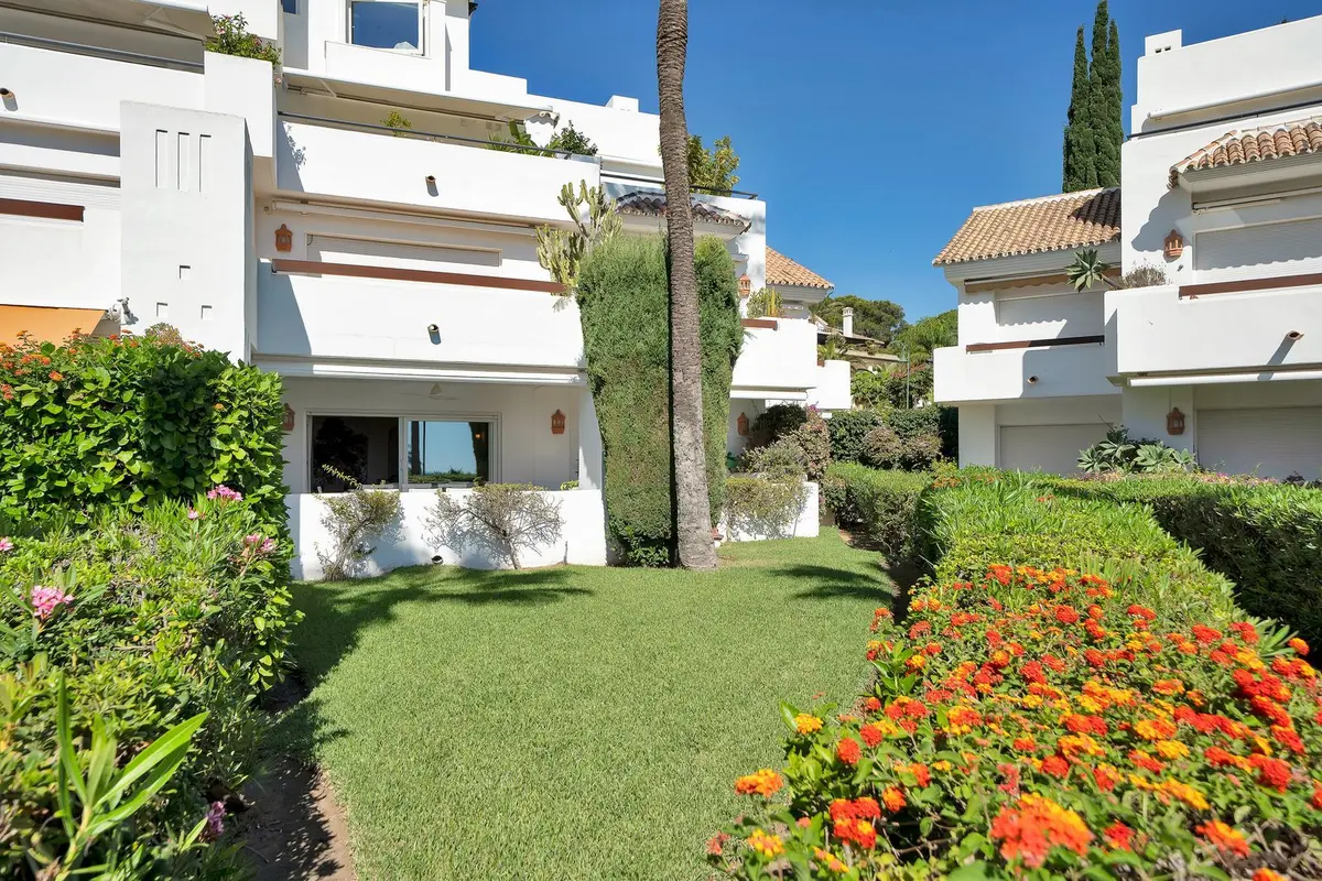 Ground Floor Apartment in Río Real