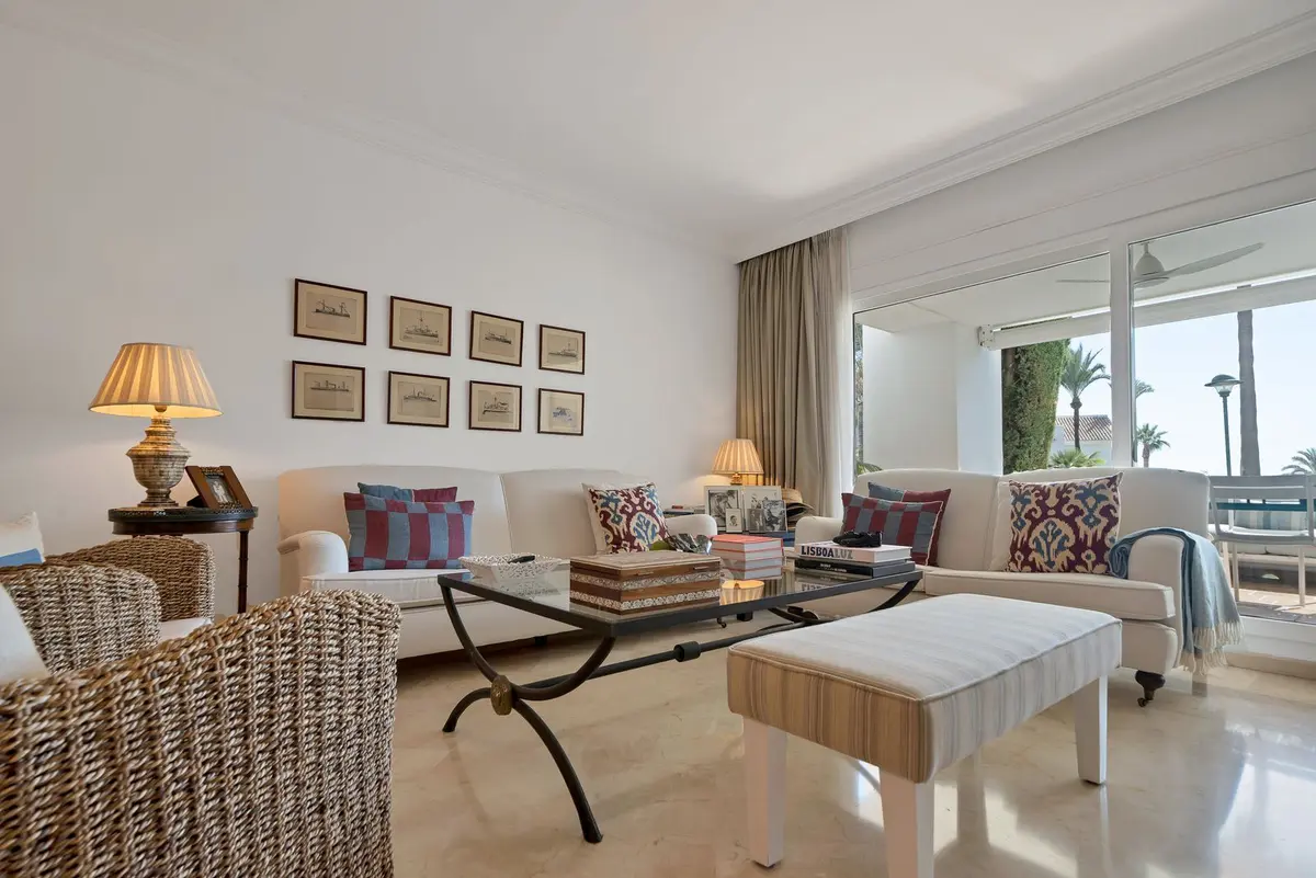 Ground Floor Apartment in Río Real