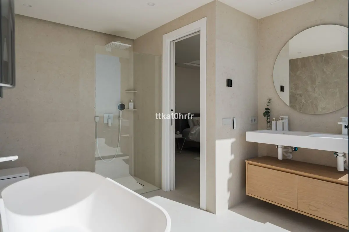Penthouse Duplex in Nueva Andalucía