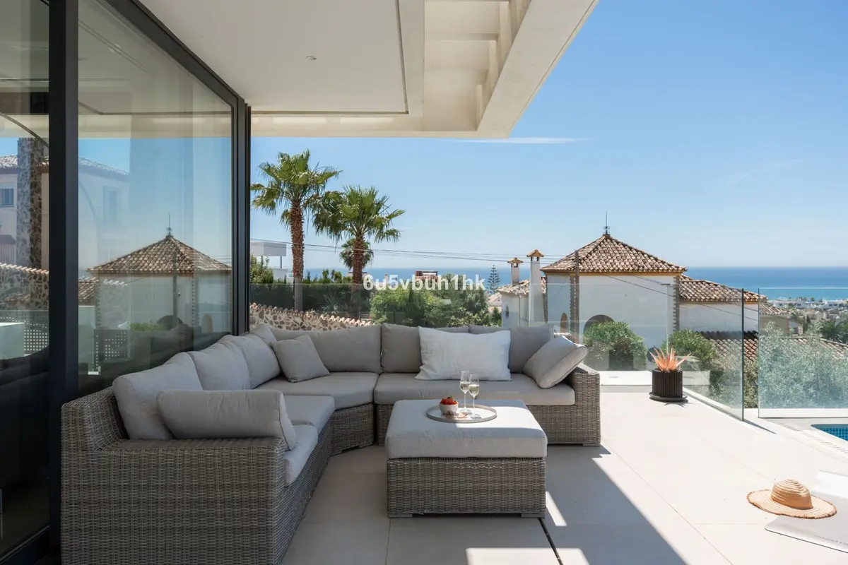Detached Villa in Estepona