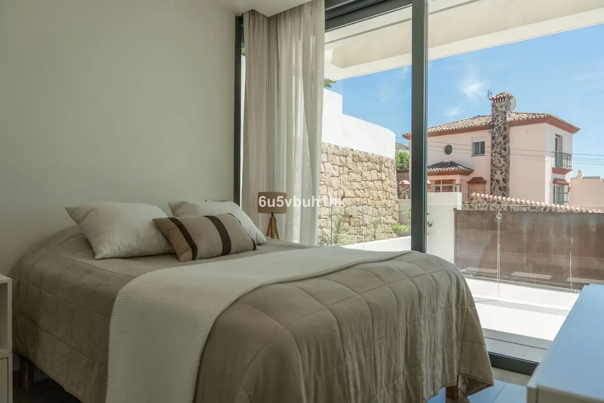 Detached Villa in Estepona