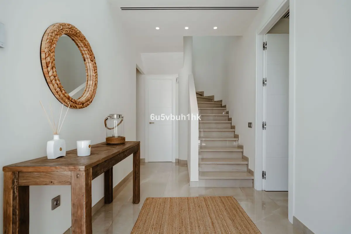 Detached Villa in Estepona