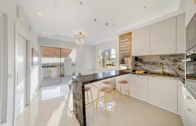 Renovated Penthouse in Golden Mile with Sea Views