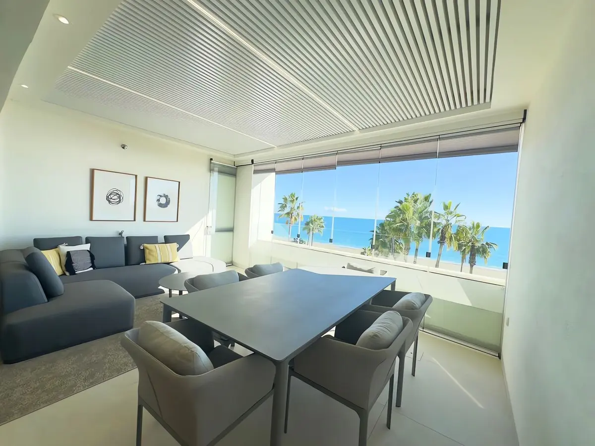 Middle Floor Apartment in Estepona