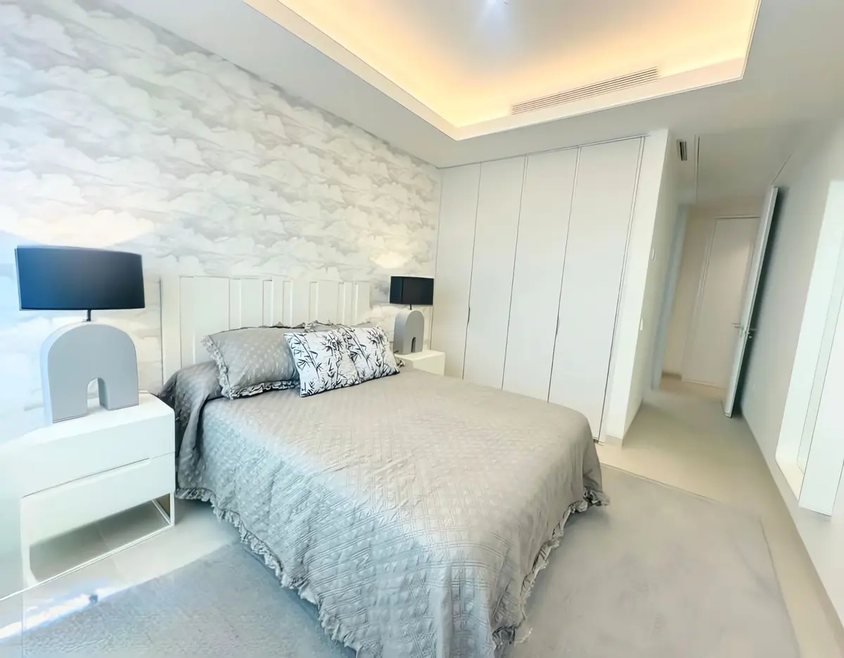 Middle Floor Apartment in Estepona