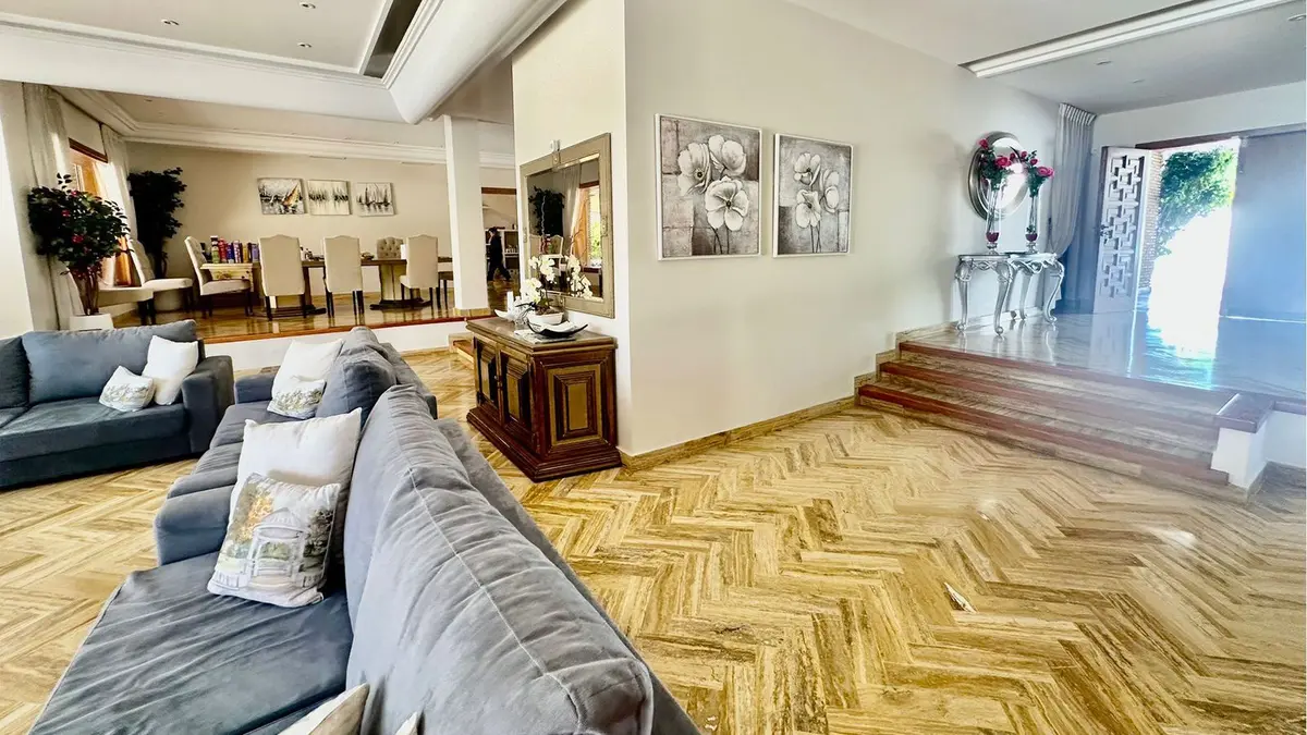 Detached Villa in Nueva Andalucía