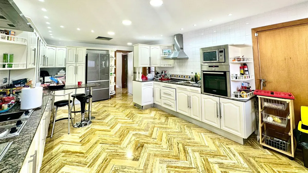 Detached Villa in Nueva Andalucía