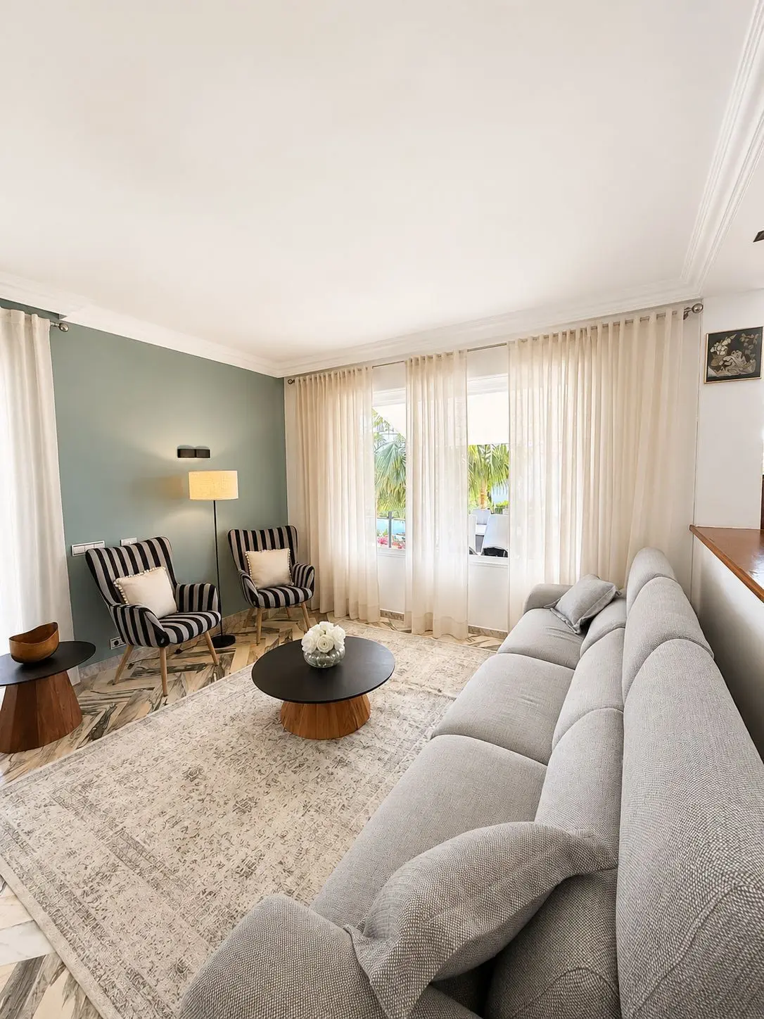 Detached Villa in El Paraiso