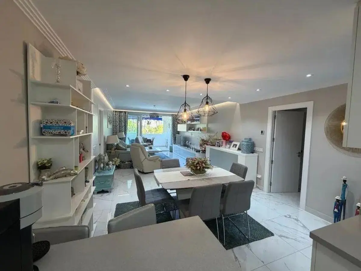 Middle Floor Apartment in Puerto Banús
