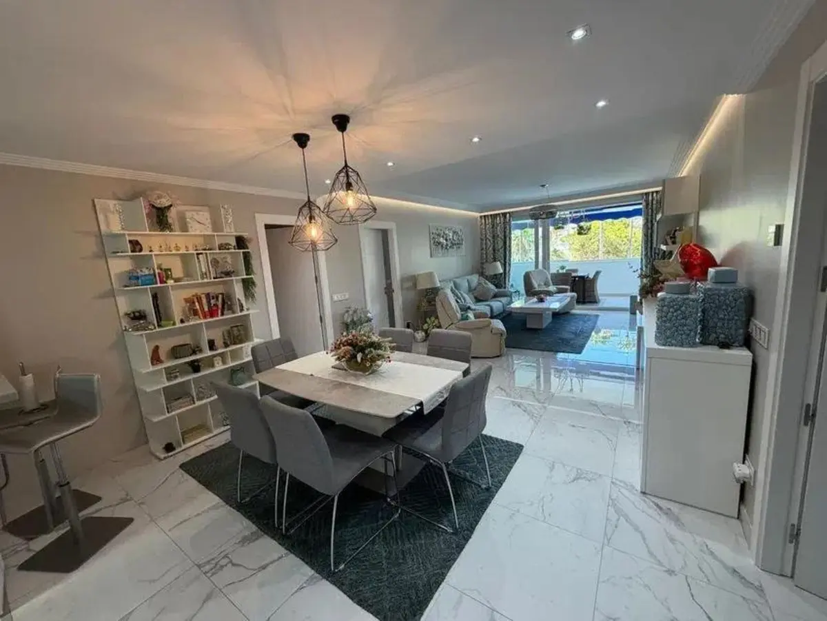 Middle Floor Apartment in Puerto Banús