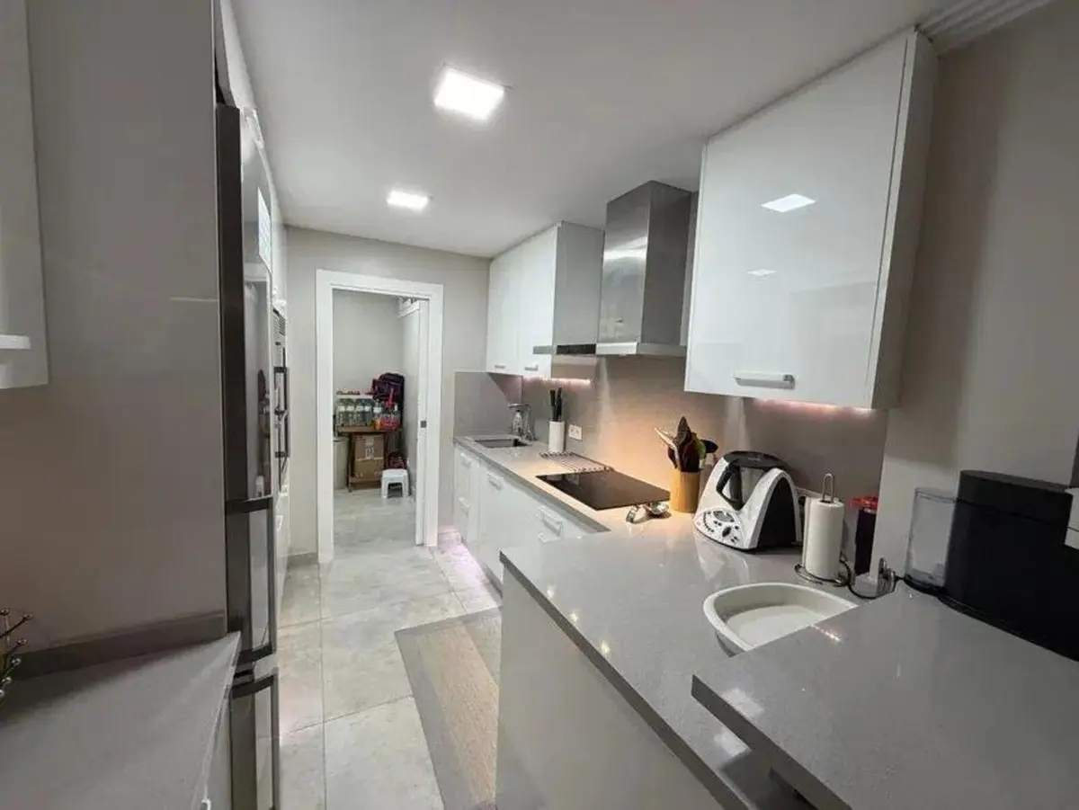 Middle Floor Apartment in Puerto Banús