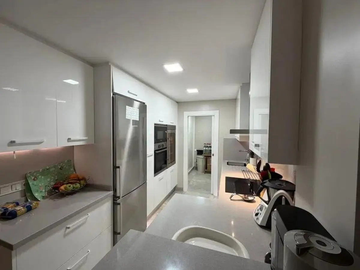 Middle Floor Apartment in Puerto Banús
