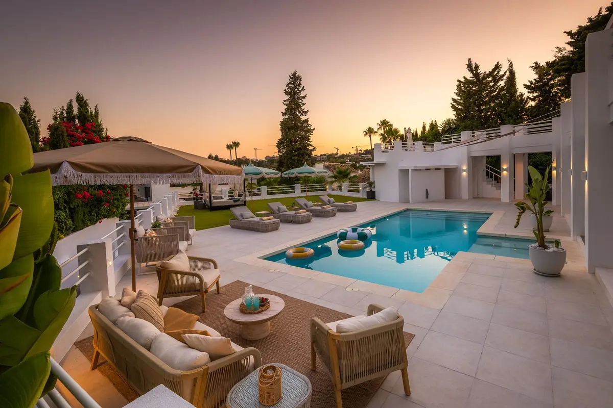 Detached Villa in Nueva Andalucía