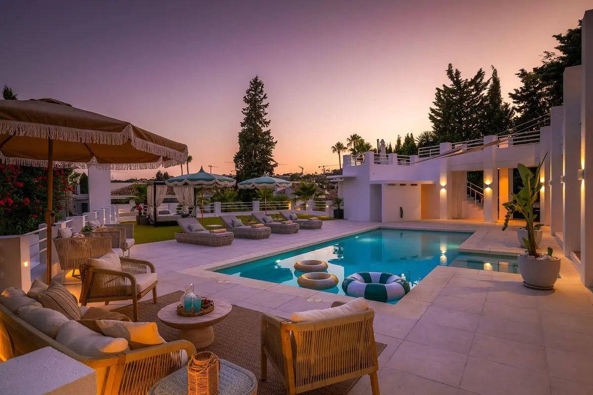 Detached Villa in Nueva Andalucía
