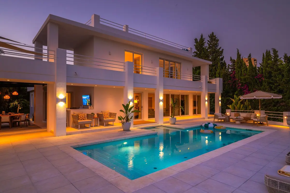 Detached Villa in Nueva Andalucía