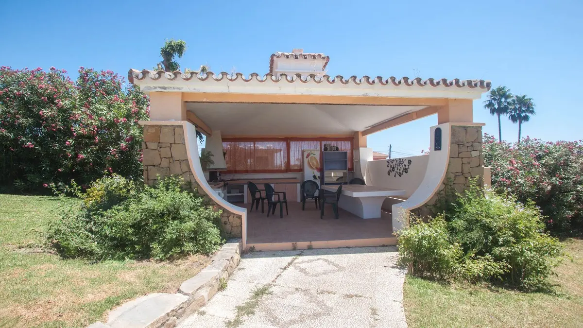 Detached Villa in Estepona