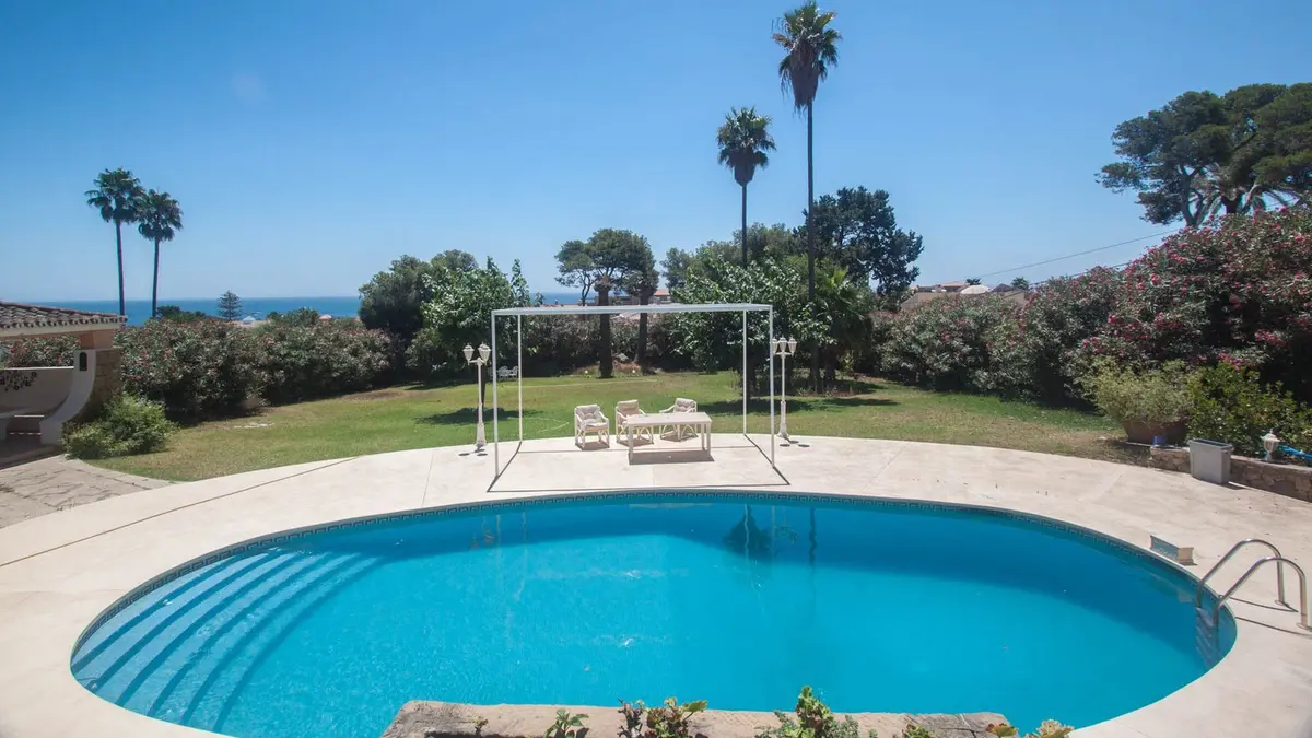 Detached Villa in Estepona