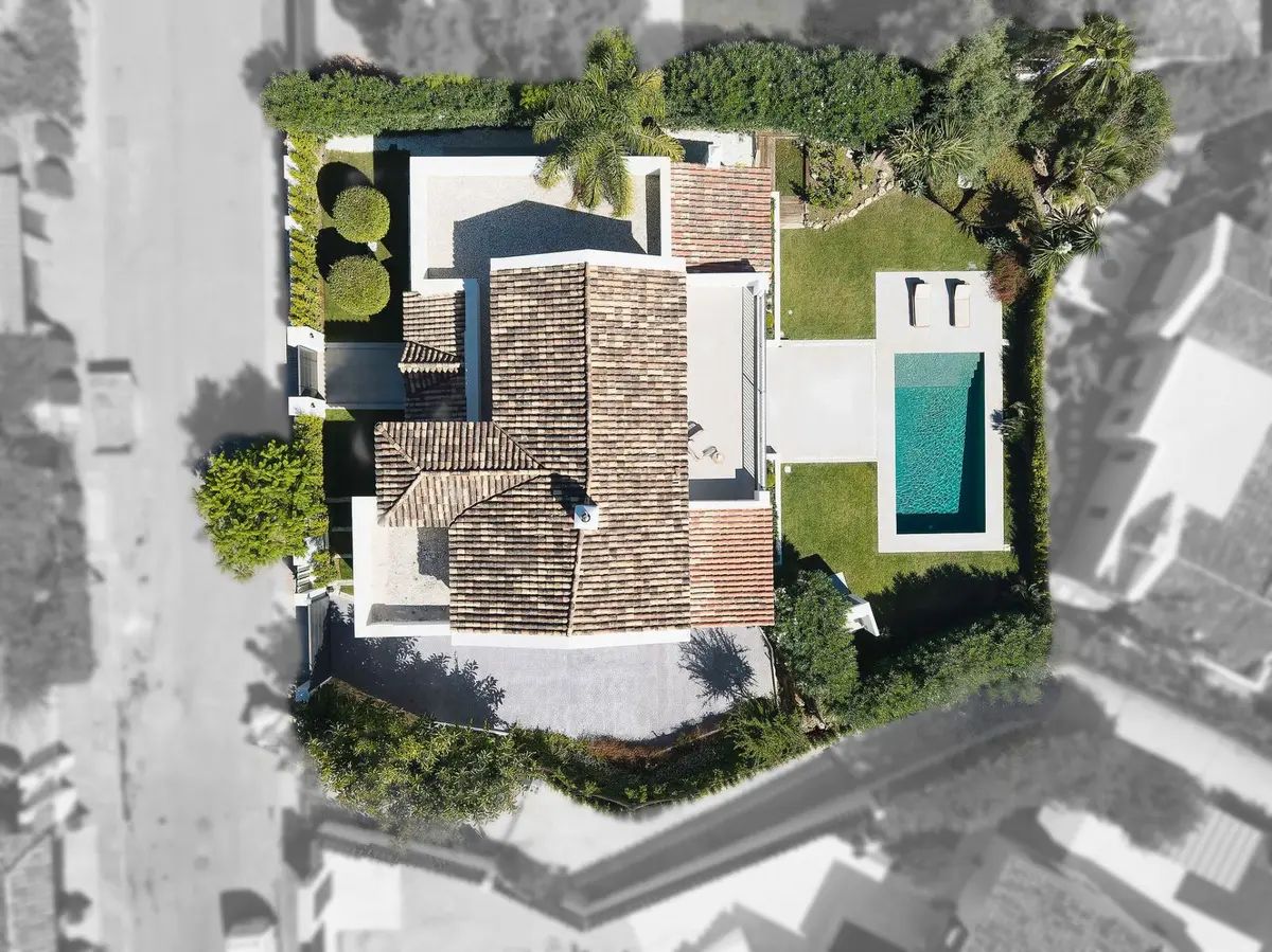 Detached Villa in Nueva Andalucía
