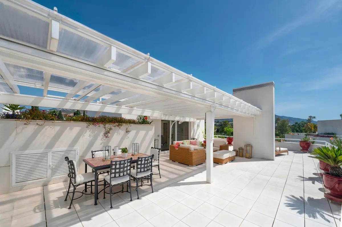 Penthouse in Nueva Andalucía