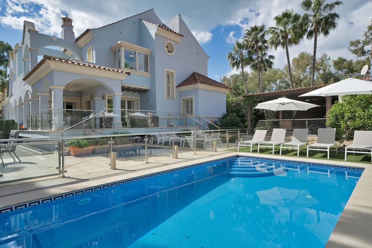 Semi-Detached House in Puerto Banús