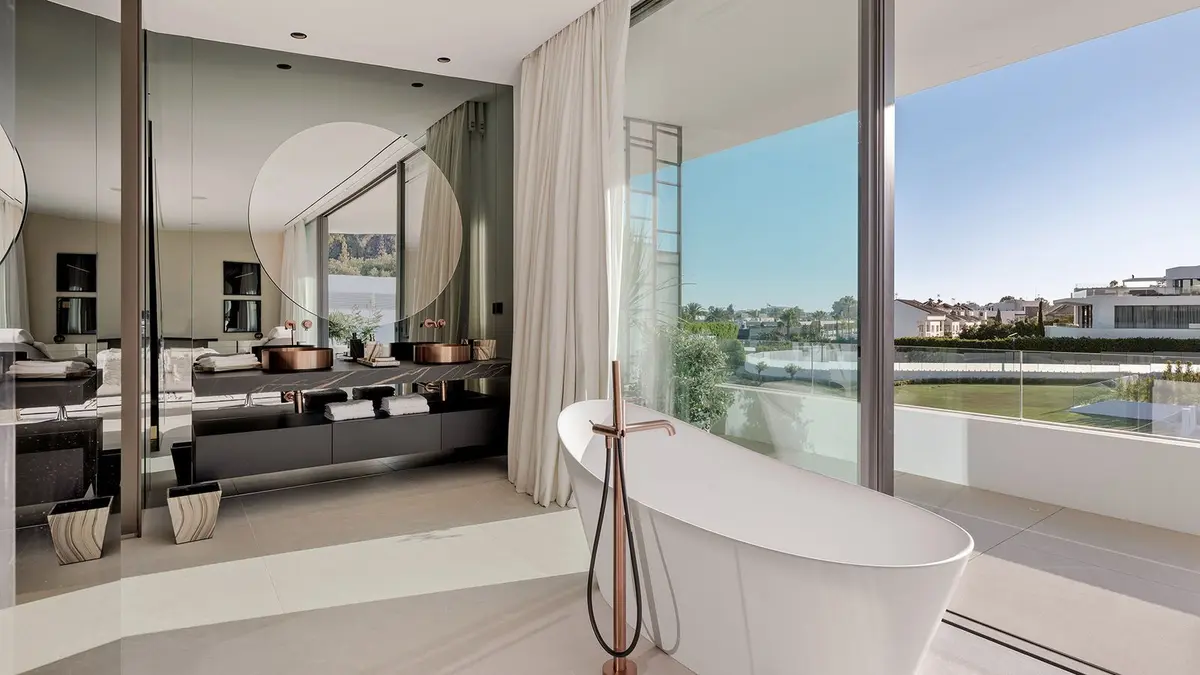 Semi-Detached House in Marbella