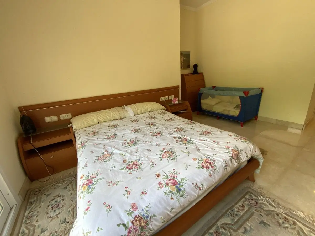 Middle Floor Apartment in Río Real