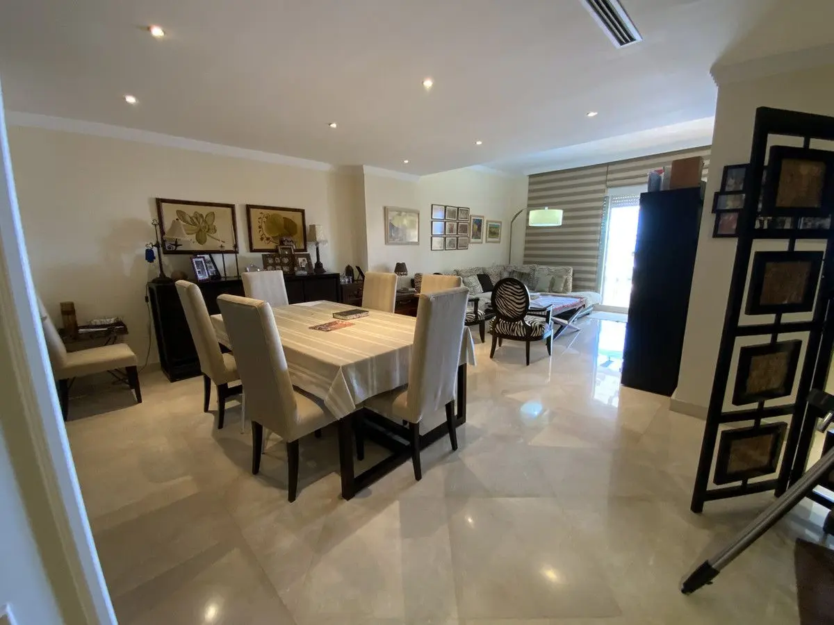 Middle Floor Apartment in Río Real