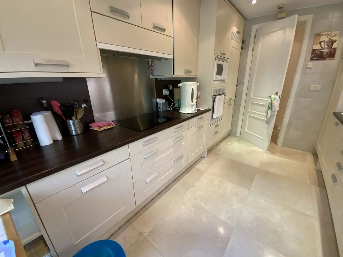Middle Floor Apartment in Río Real