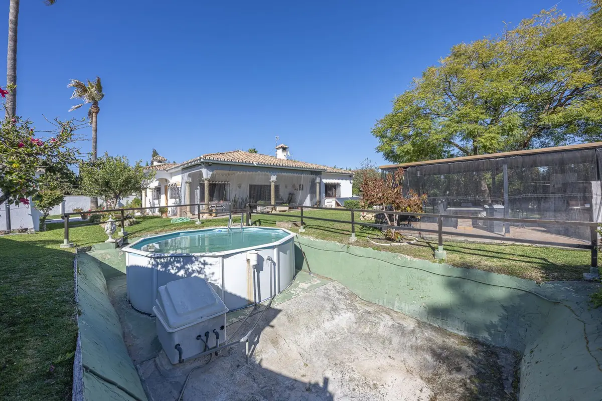 Detached Villa in Guadalmina Alta