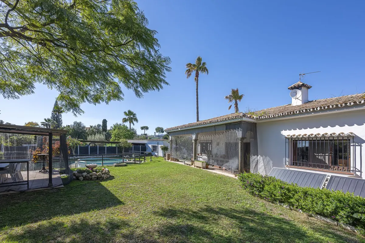 Detached Villa in Guadalmina Alta