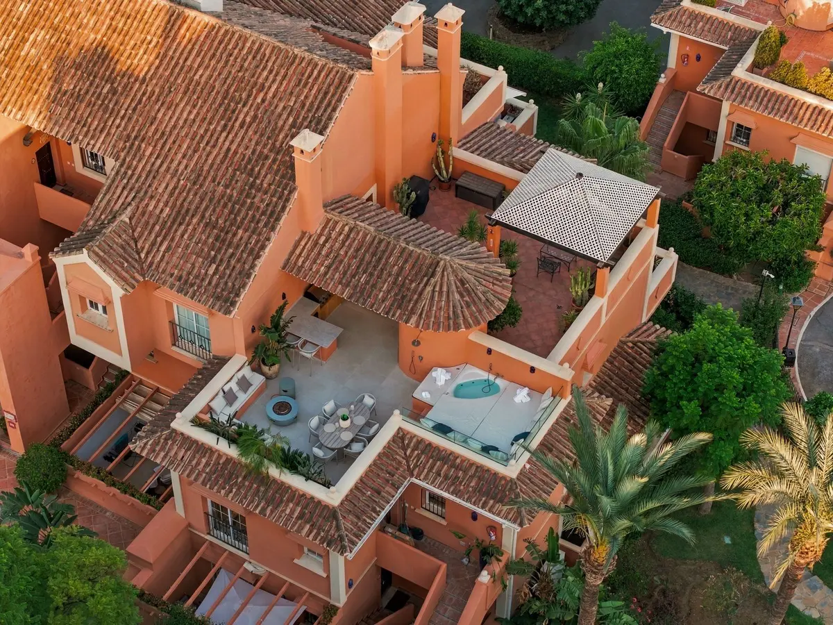 Penthouse Duplex in Nueva Andalucía