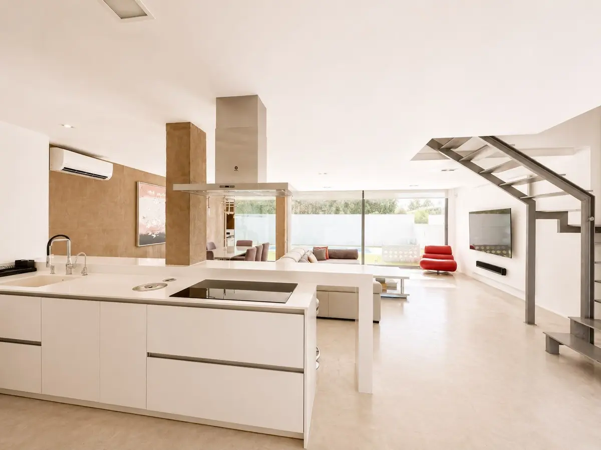 Semi-Detached House in Nueva Andalucía