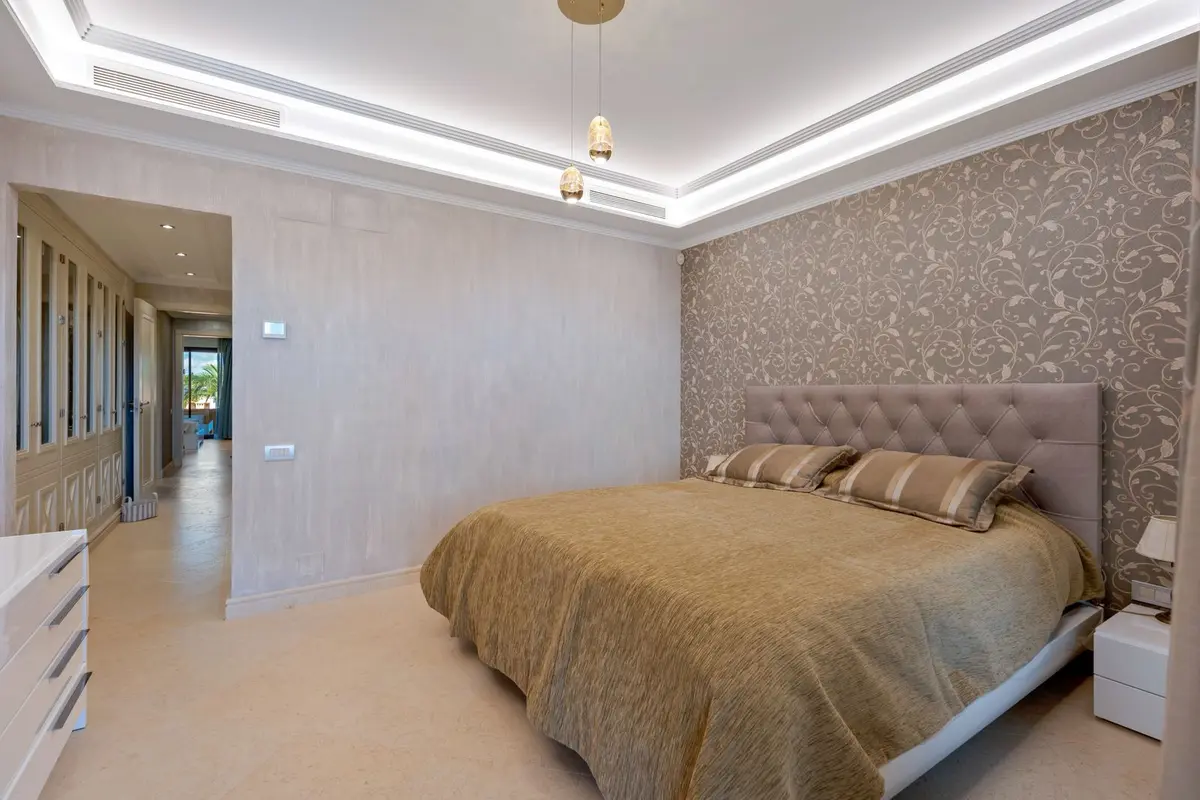 Middle Floor Apartment in Estepona