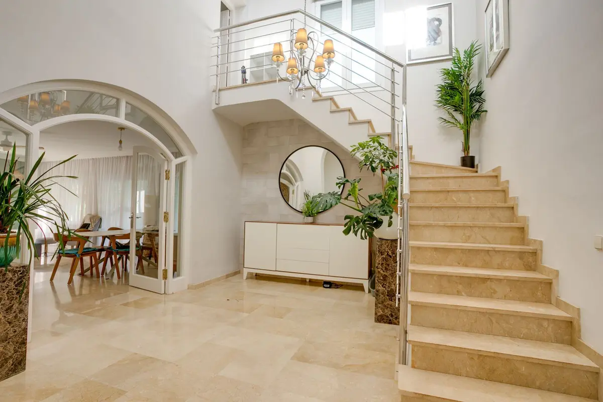 Detached Villa in El Paraiso