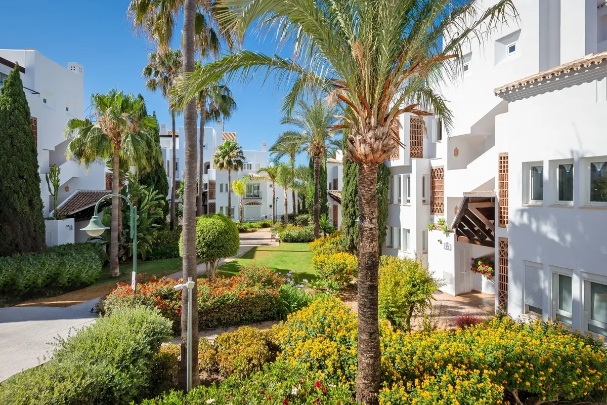 Middle Floor Apartment in Los Monteros