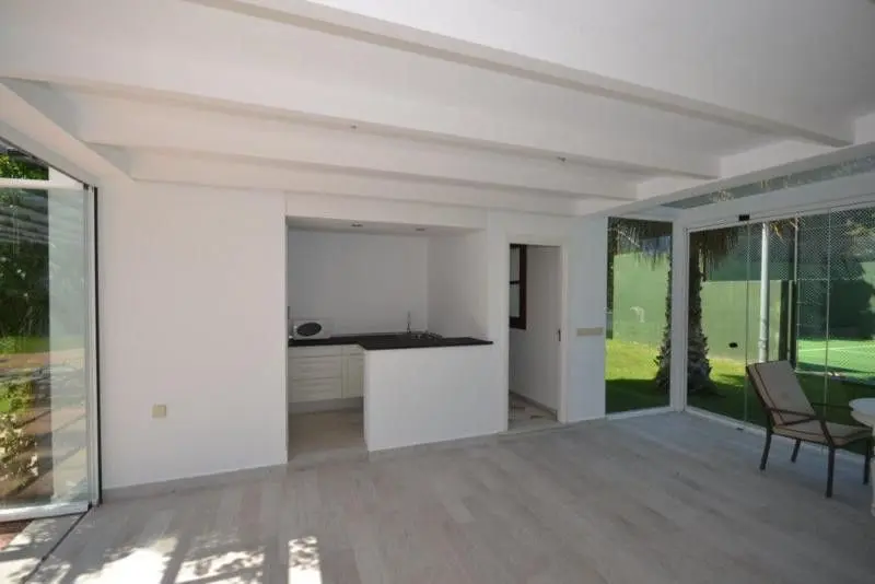 Detached Villa in Guadalmina Baja