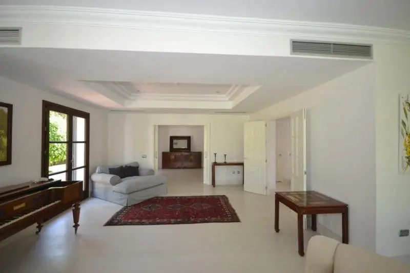 Detached Villa in Guadalmina Baja