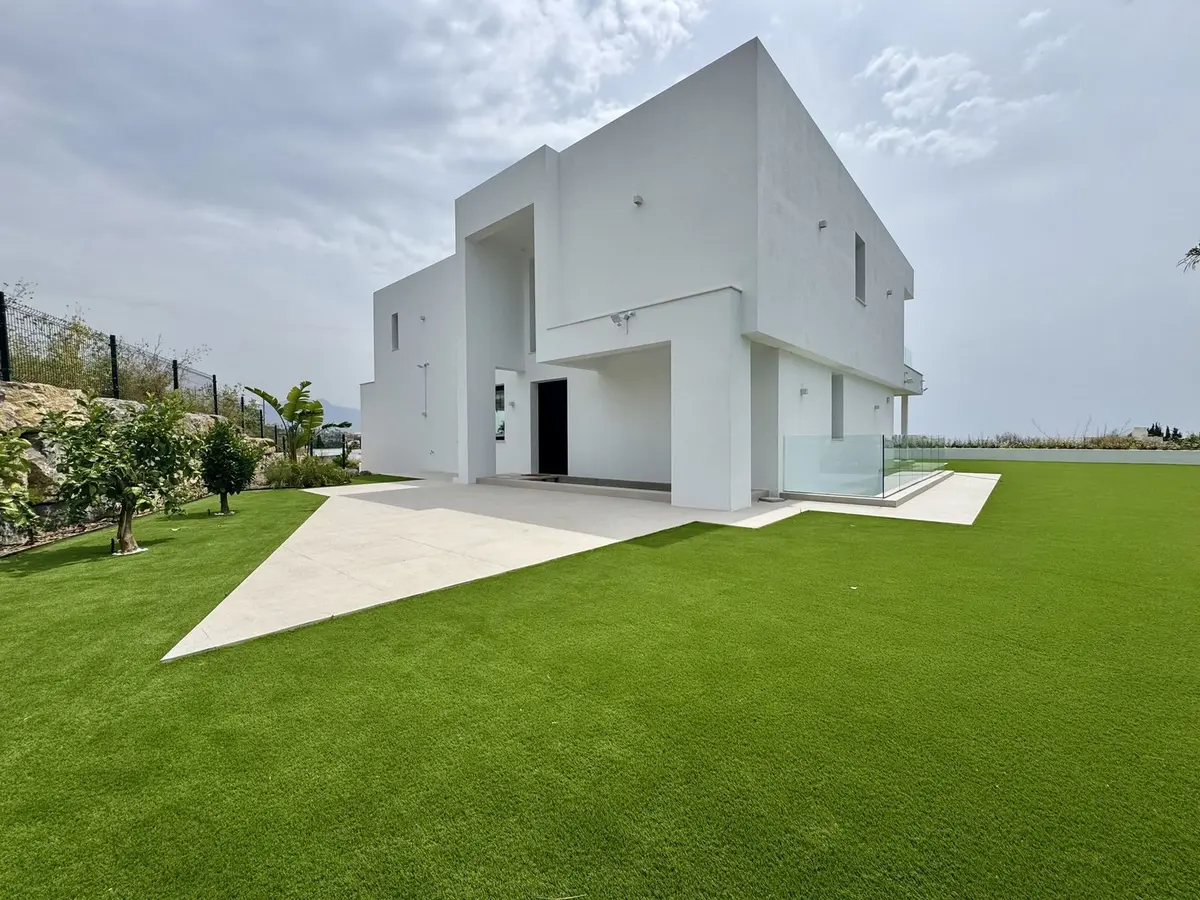 Detached Villa in Cancelada