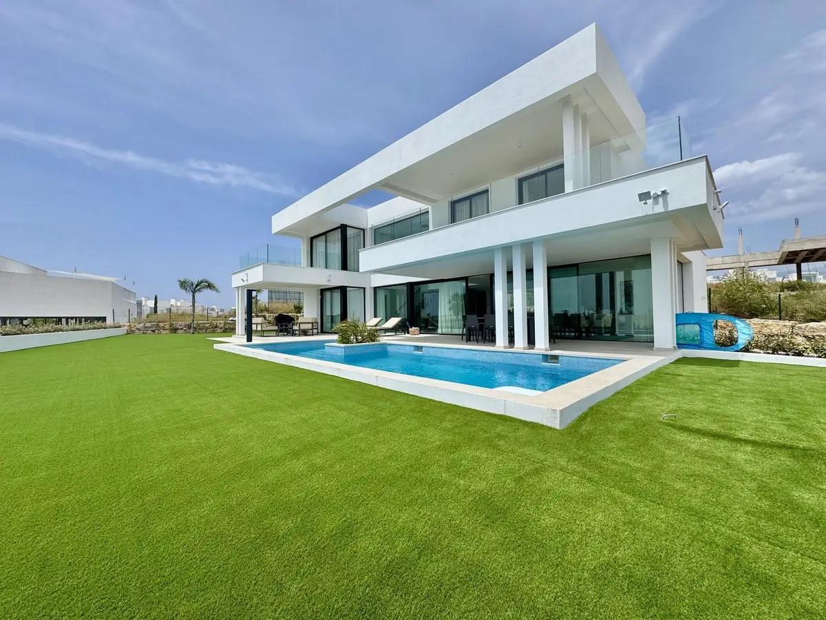 Detached Villa in Cancelada