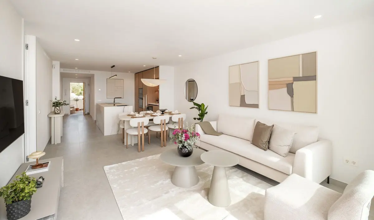 Middle Floor Apartment in Nueva Andalucía