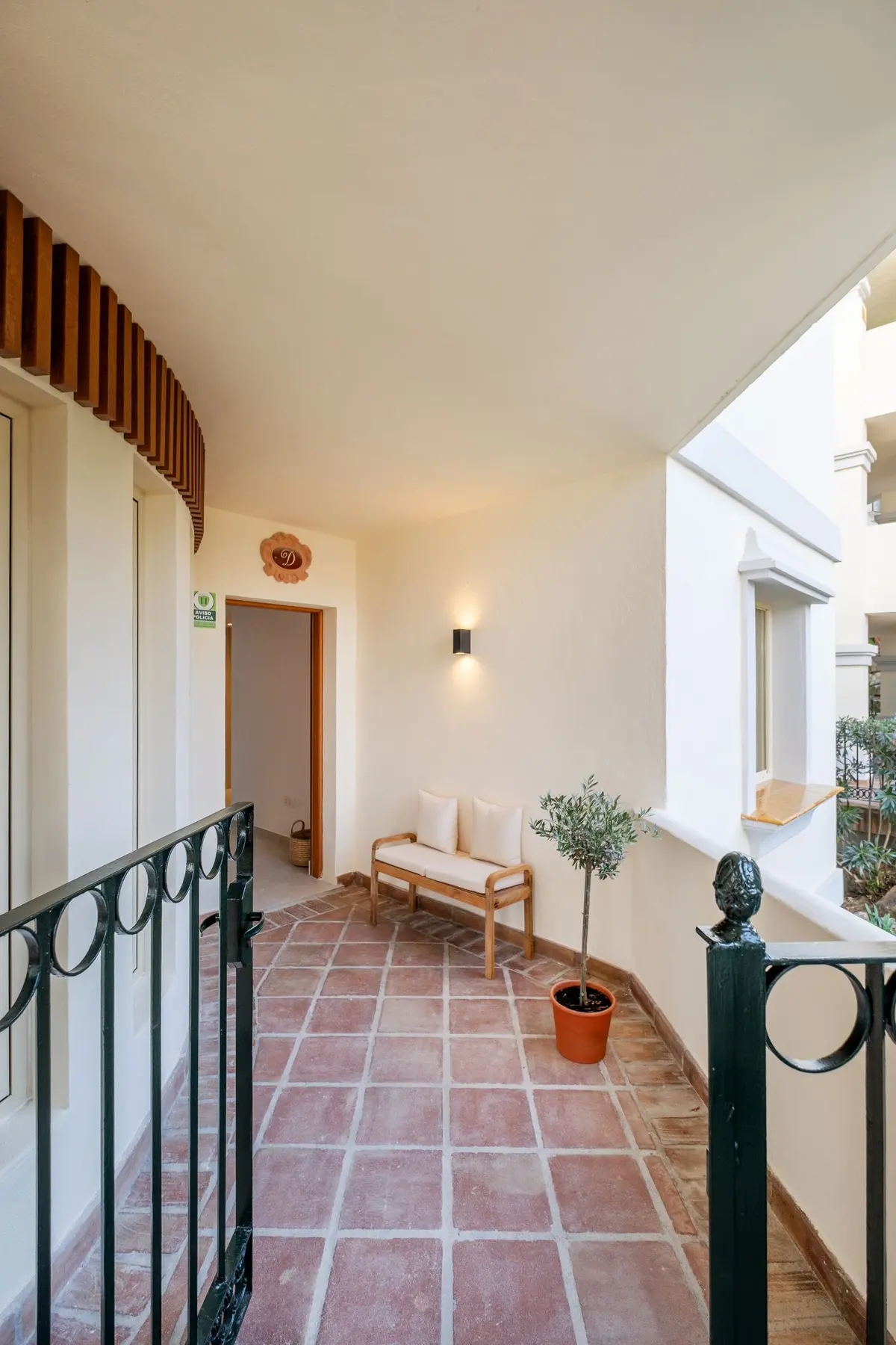Middle Floor Apartment in Nueva Andalucía