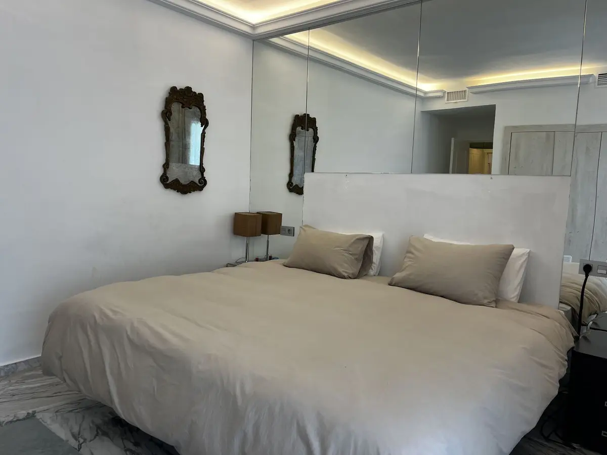 Middle Floor Apartment in Puerto Banús