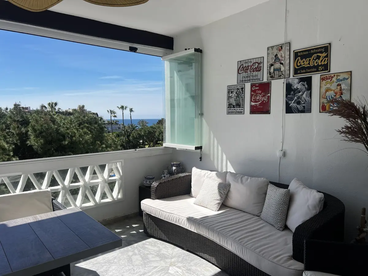 Middle Floor Apartment in Puerto Banús