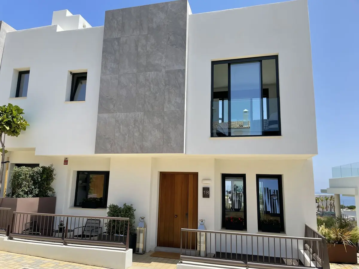 Semi-Detached House in Cabopino