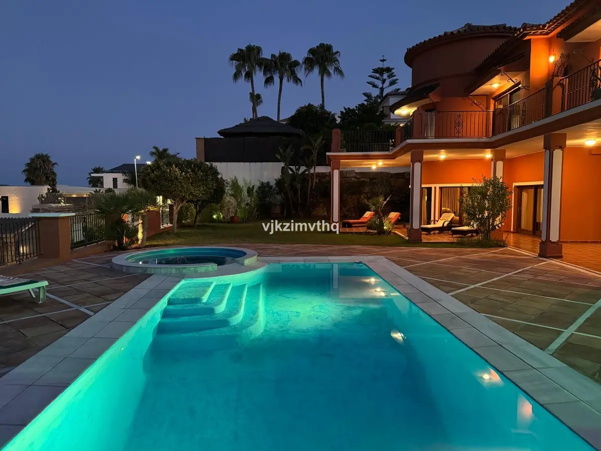 Detached Villa in Benahavís