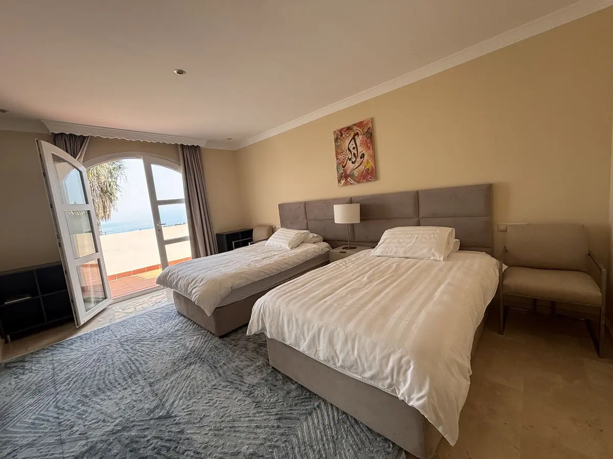Detached Villa in Selwo